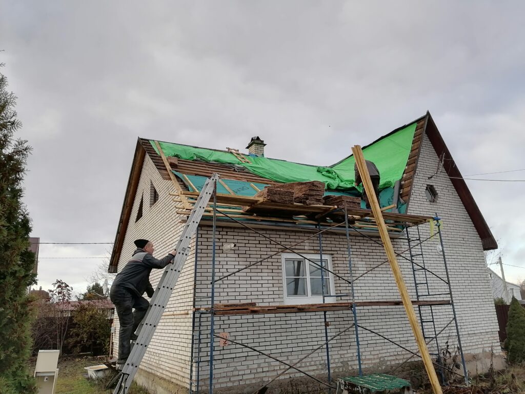 Реконструкция крыши Гатчина